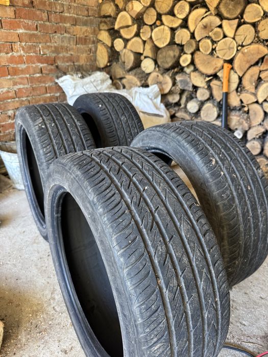 4 броя летни губи VIKING 225/45 R17 XL