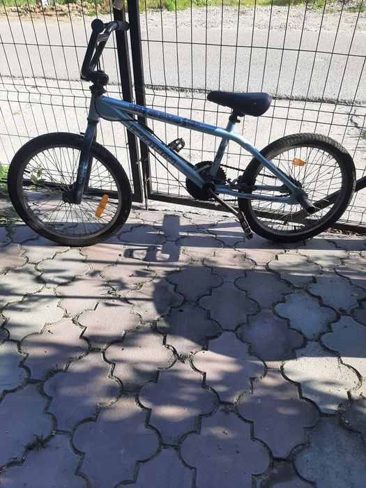 Bicicleta BMX roti 20