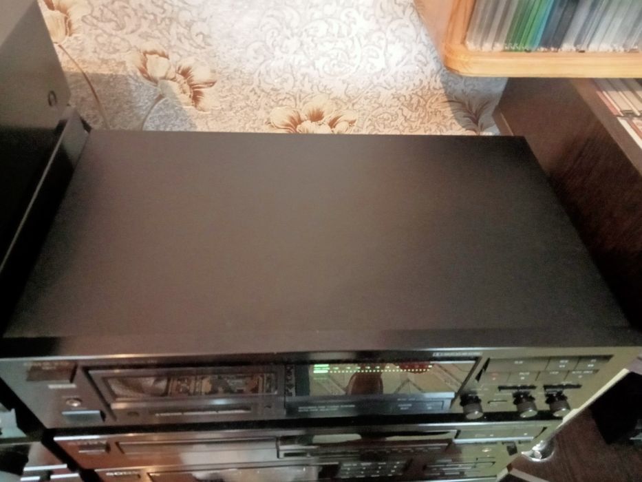 Магнитофон  ONKYO