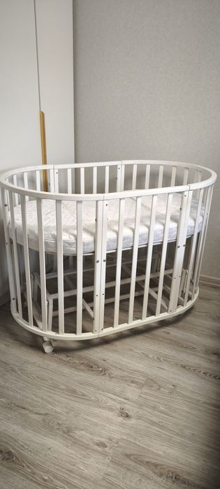 Продам детскую кроватку