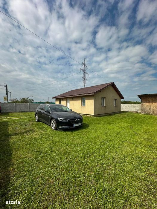 BERCENI: Casa individuala cu un teren total de 381 mp !
