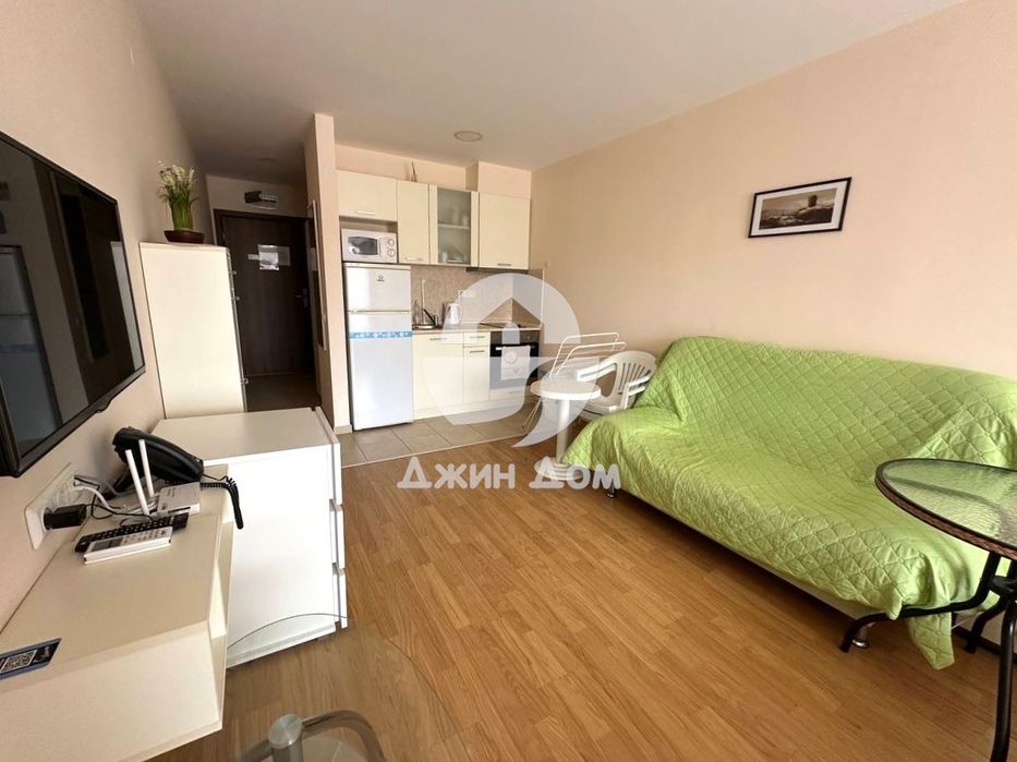 Продава се Едностаен апартамент в Свети Влас - 45 кв.м за 2189 €/кв.м - Снимка #1