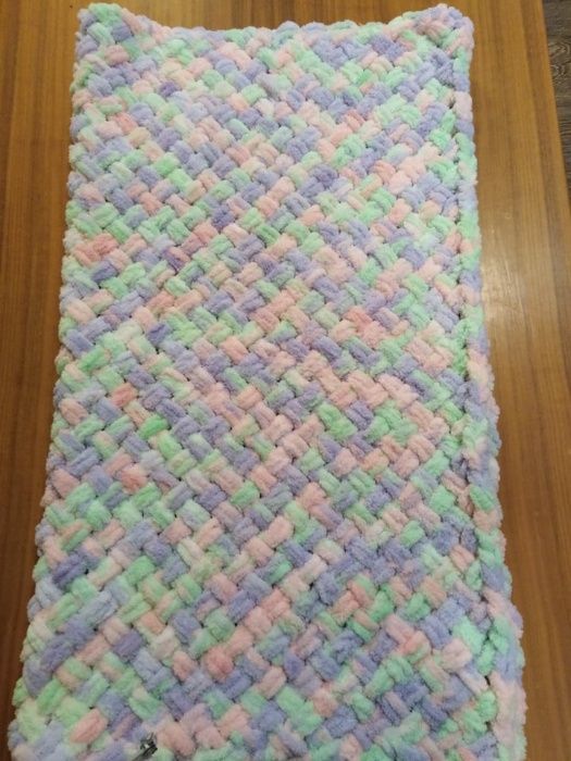 Бебешки одеяла, ръчно плетени