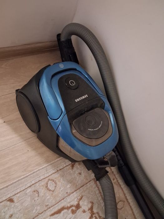 Продам пылесос Самсунг