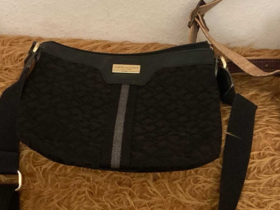 Продавам Комплект Маркови дрехи и чанти