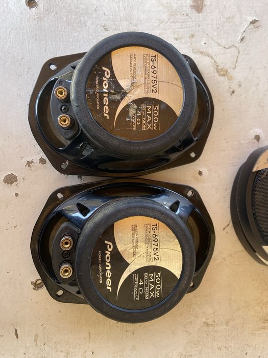 Магнитола сатылады