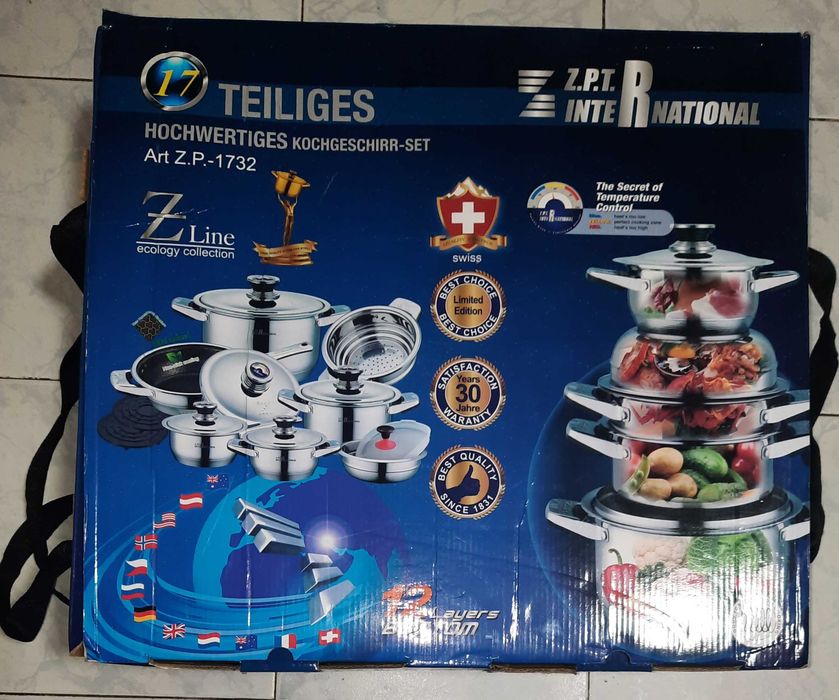 Set vase Z.P.T ,set tacâmuri Italia ,set cuțite ZP INTERNAȚIONAL, noi.