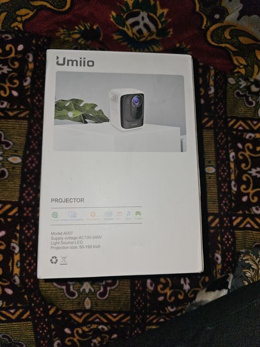 Wi-Fi router va fleshka2TB va Proektor sotiladi