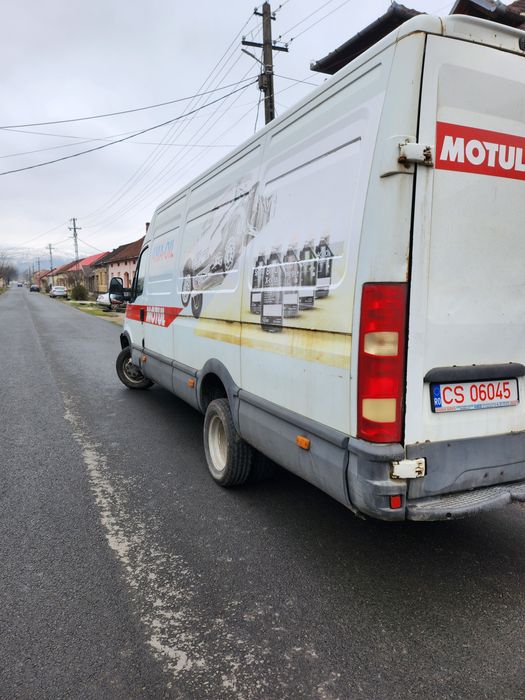 Vând Iveco Daily
