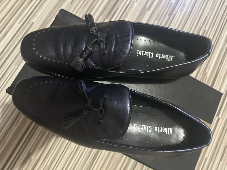 Pantofi barbati nr 39 potrivesc si pentru nr 40