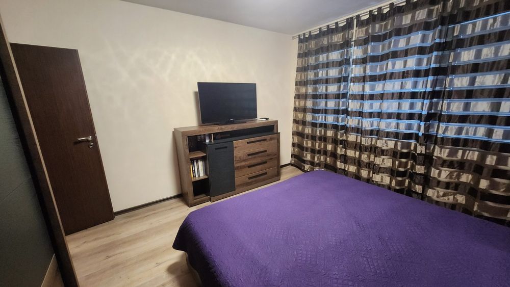 Продава се Тристаен апартамент в Пловдив, Христо Смирненски - 83 кв.м за 1832 €/кв.м - Снимка #1