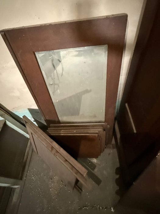 Продам Буфет - антиквариат