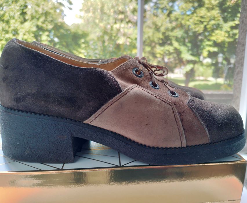 Pantofi din piele sau din lac Marimea 38, 39