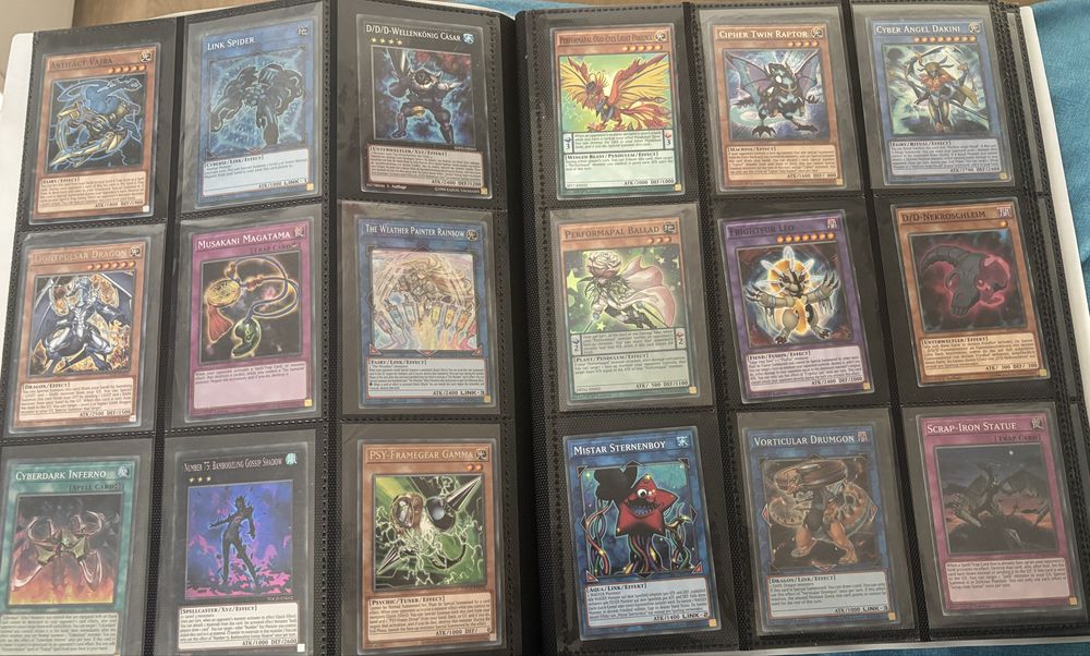 Yu-gi-oh  карти