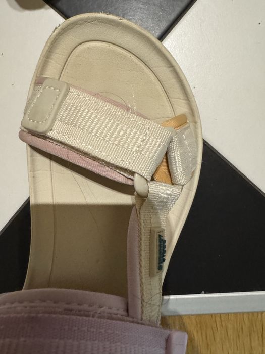 Детски сандали Zara