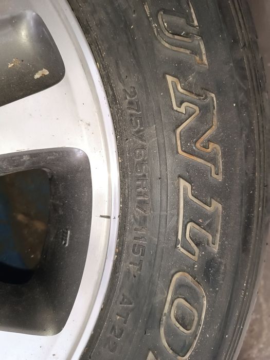 Диск  с  резиной R17