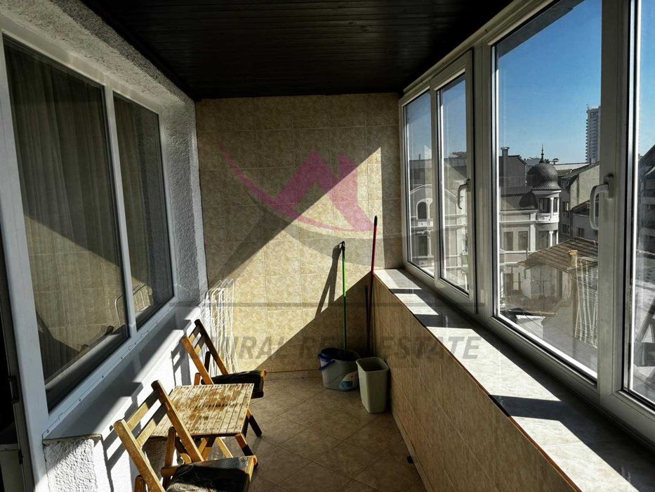 Дава се под наем Двустаен апартамент в Варна, Център - 64 кв.м за 500 € - Снимка #3