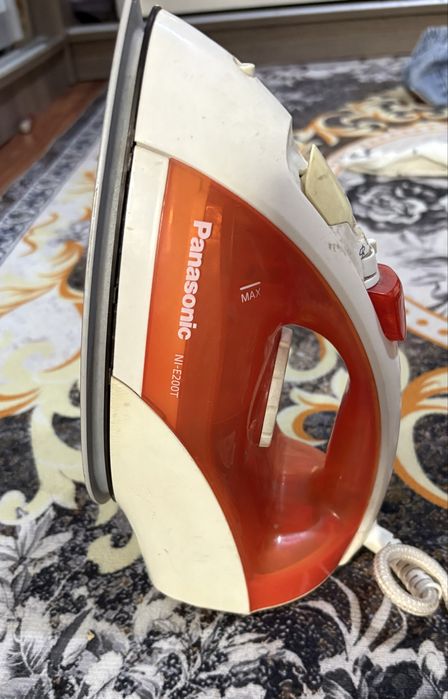 утюг паровой …..