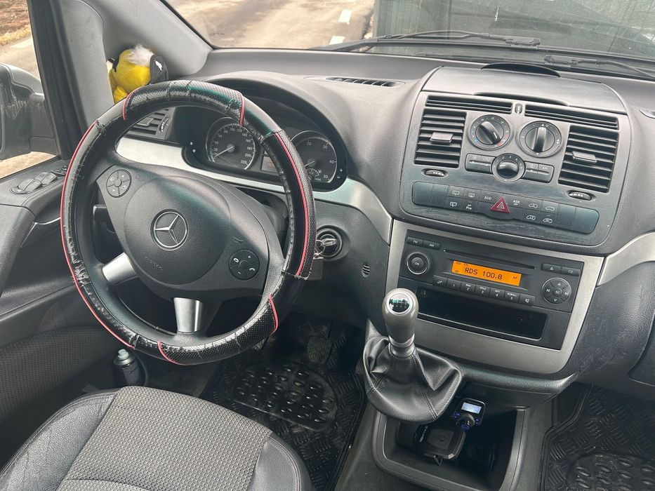 MERCEDES-BENZ V-Class 2011 — imagine 5