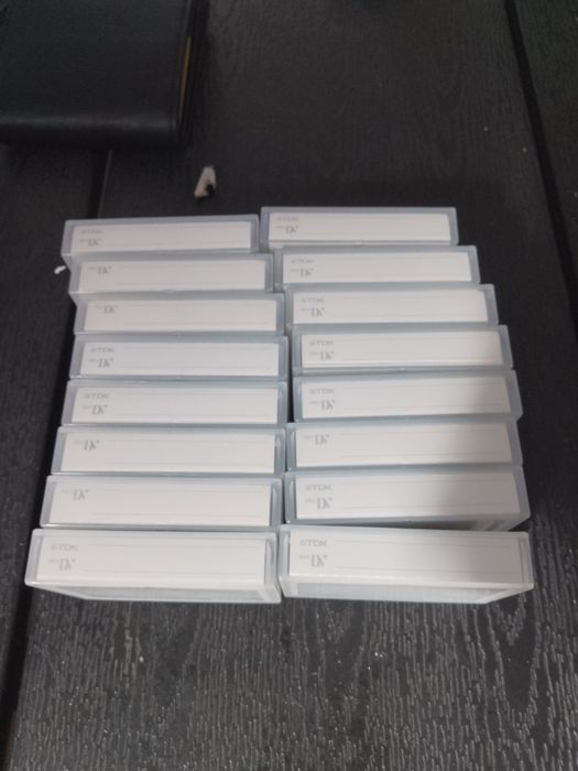 Lot 17 casete MiniDV TDK DVM60 – stare impecabilă