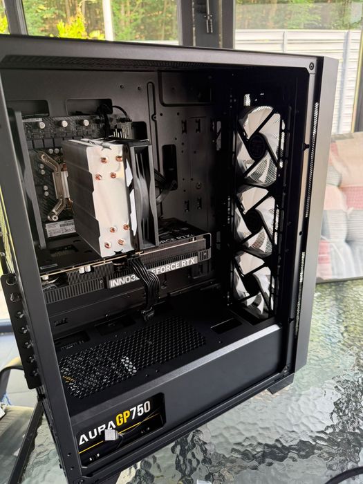 Pc gaming NOU rtx 5060 ti 16gb, i7 12700kf, 2tb m2