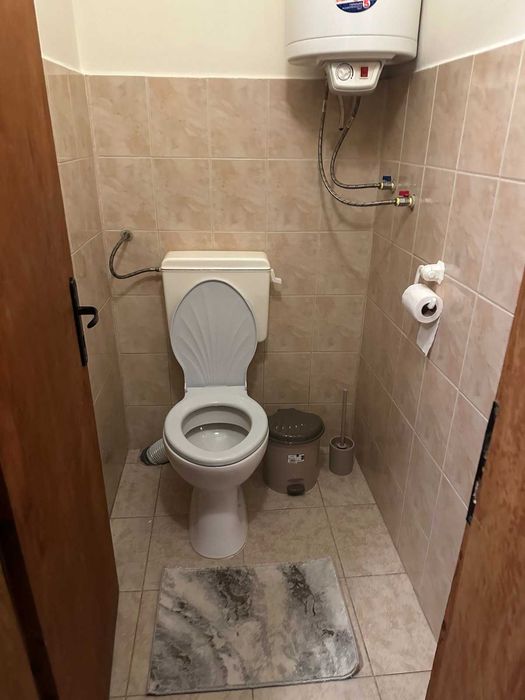 Дава се под наем Двустаен апартамент в Благоевград, Идеален център - 65 кв.м за 306 € - Снимка #3