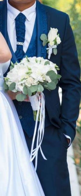 Продам свадебный костюм