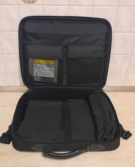 HP-масивна чанта за лаптоп и документи