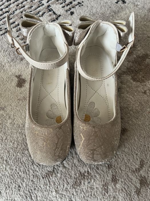 Туфли для девочки 29 размер