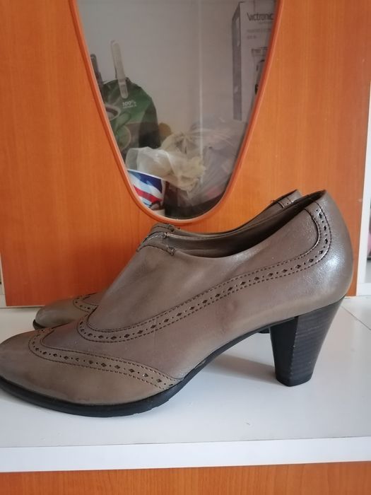 Pantofi damă noi (mărimea 40)
