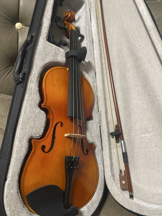 Скрипка новая 3/4 если цена не понравилась можем договориться