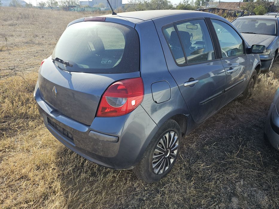 Dezmembrez Renault Clio 3 1.4 16v 1.2i Piese