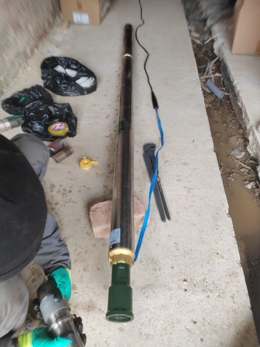 Бурение скважины на воду.