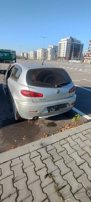 Dezmembrez Alfa Romeo 147