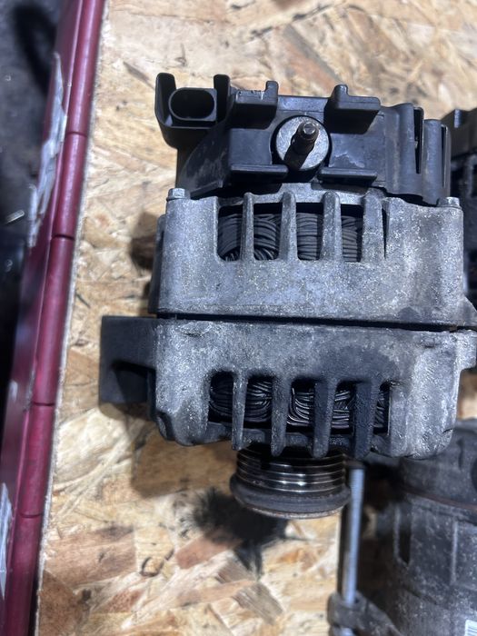 Alternator bmw x3 f25  2.0 184 cp
