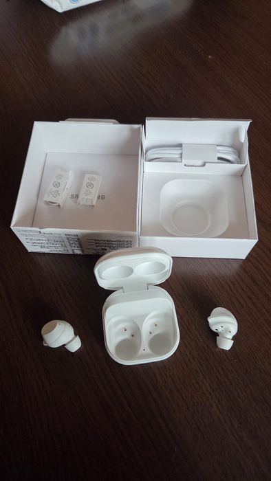 Samsung Galaxy Buds FE
