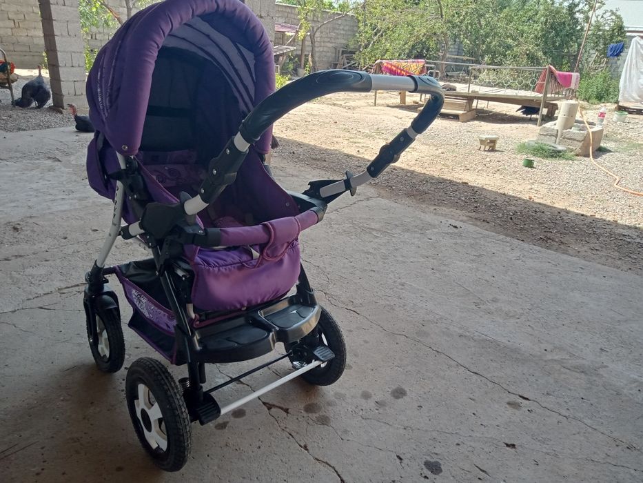 Детское коляска.