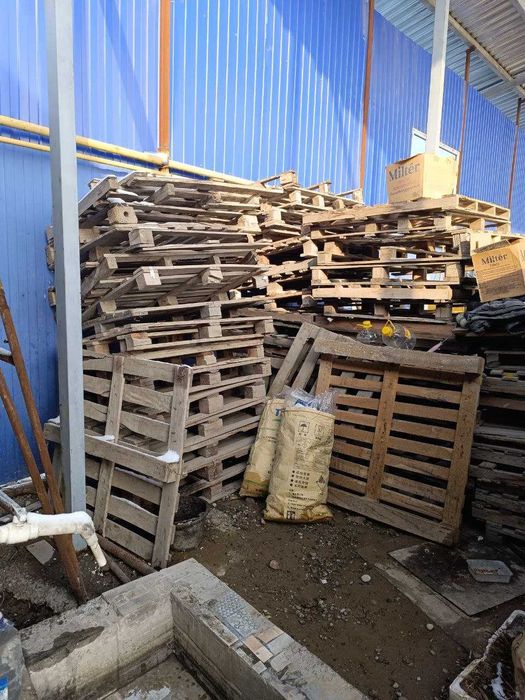 Продаются поддоны разных размеров