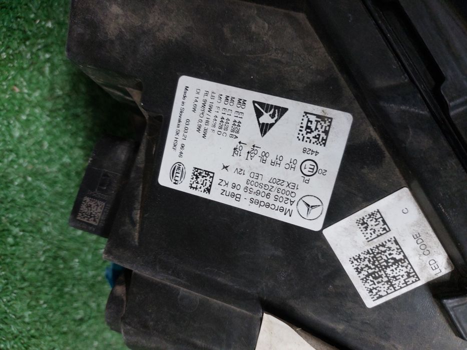 faruri far stanga dreapta originale mercedes c w205 facelift full led