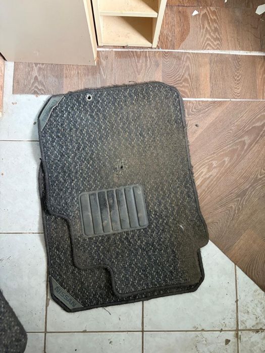 Продам коврики для авто