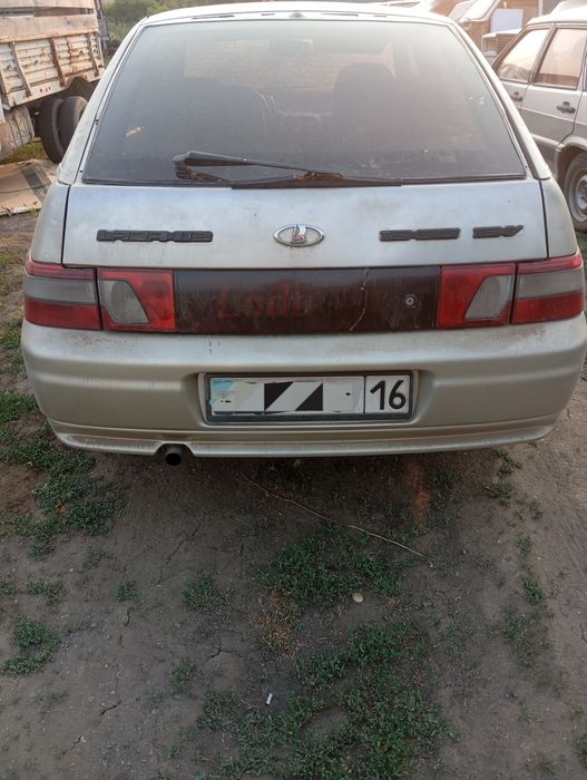 Продам ВАЗ 2112 по болтам