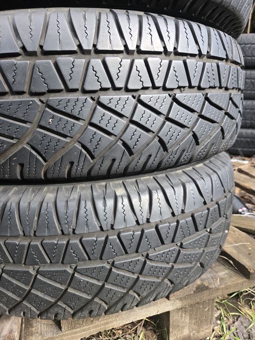 4бр. 225 65 17 Michelin всесезонни.