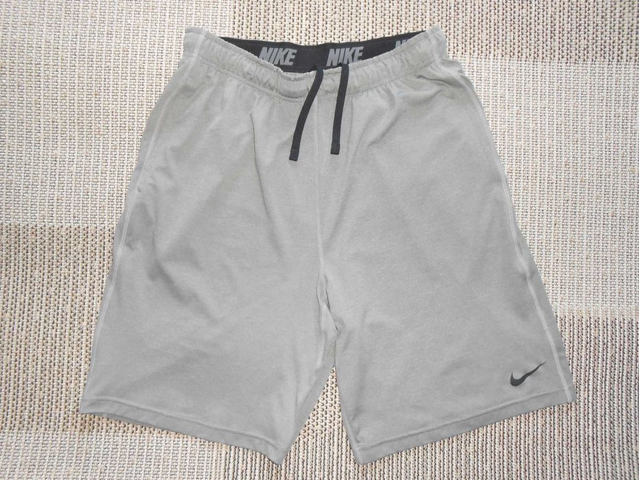 Nike Dri-Fit шорти къси панталони тичане фитнес кросфит L