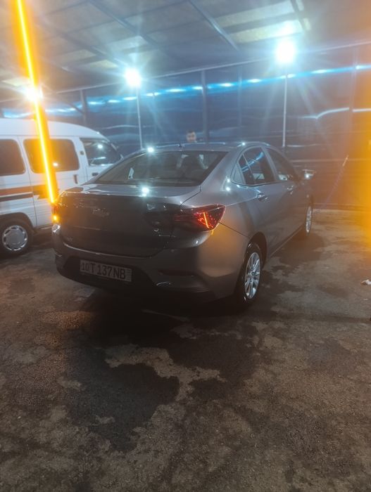 Onix LS MT hali yangi