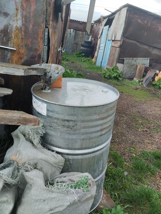 Продам бочка хорошие состяние