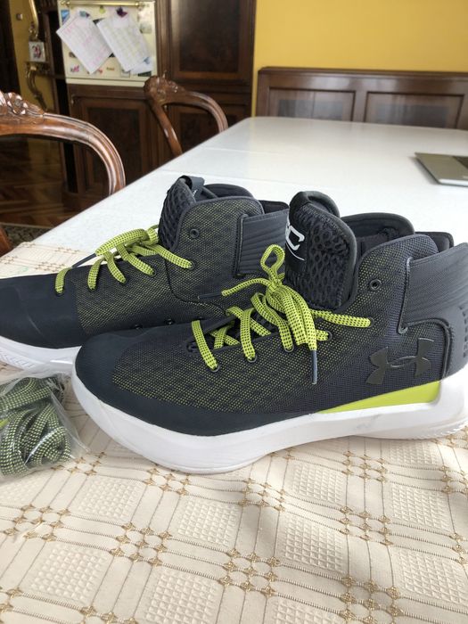 Ghete baschet Nike ,Jordan ,Under Armour noi