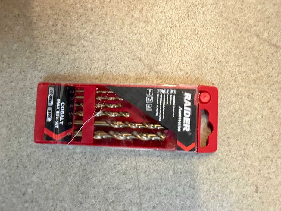 Свредла/Тресчотка/Пили/Клещи/Френски ключ/Шестограми/Ключ  к-т 12бр