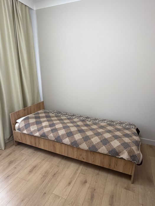 кровать и стол Euromebel