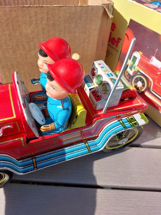 Jucarie veche chinezeasca din tabla