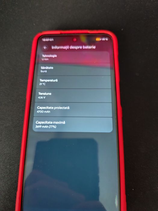 Vand telefon  Motorola G32 6GB RAM 128GB